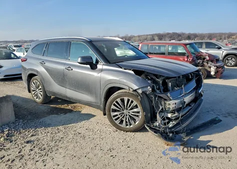 2021 Toyota Highlander Platinum z USA, uszkodzony, nr VIN 5TDFZRBH4MS146511